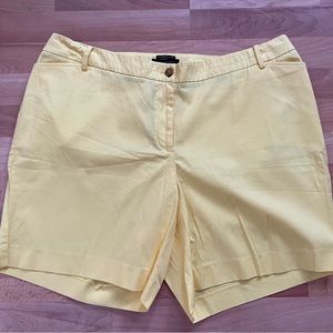 Women Talbots The Perfect Short yellow 20 petite